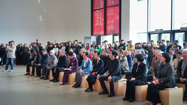 “省亲之旅——王沂东油画艺术展”今日上午在山艺美术馆盛大开幕
